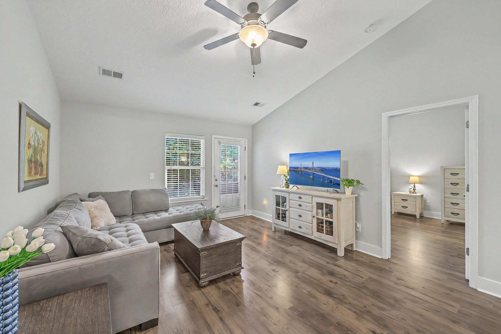 7868 Montview Road Photo 26