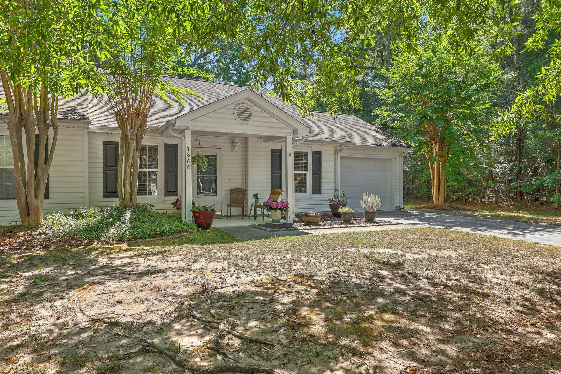 7868 Montview Road Photo 27