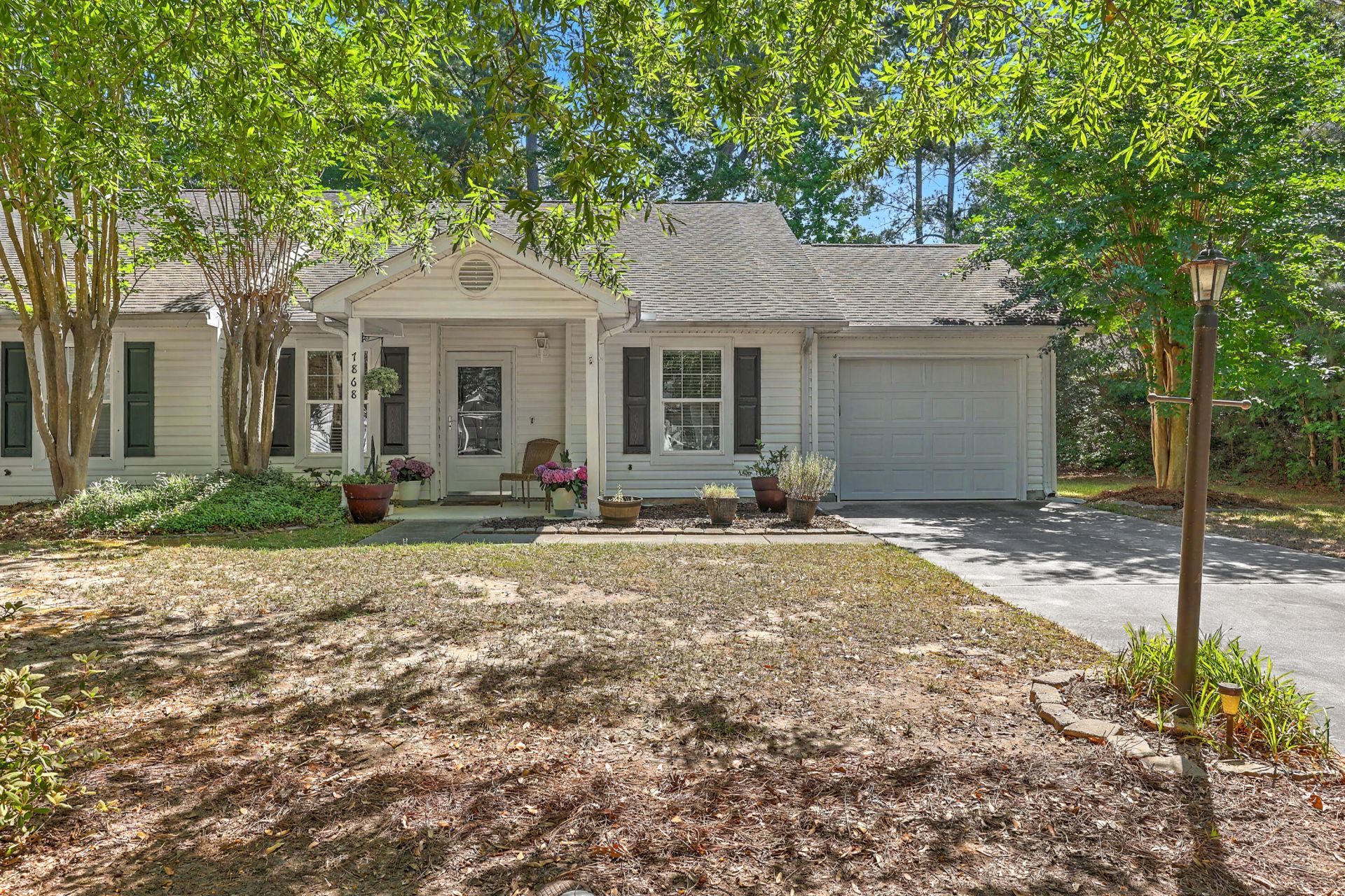 7868 Montview Road Photo 30