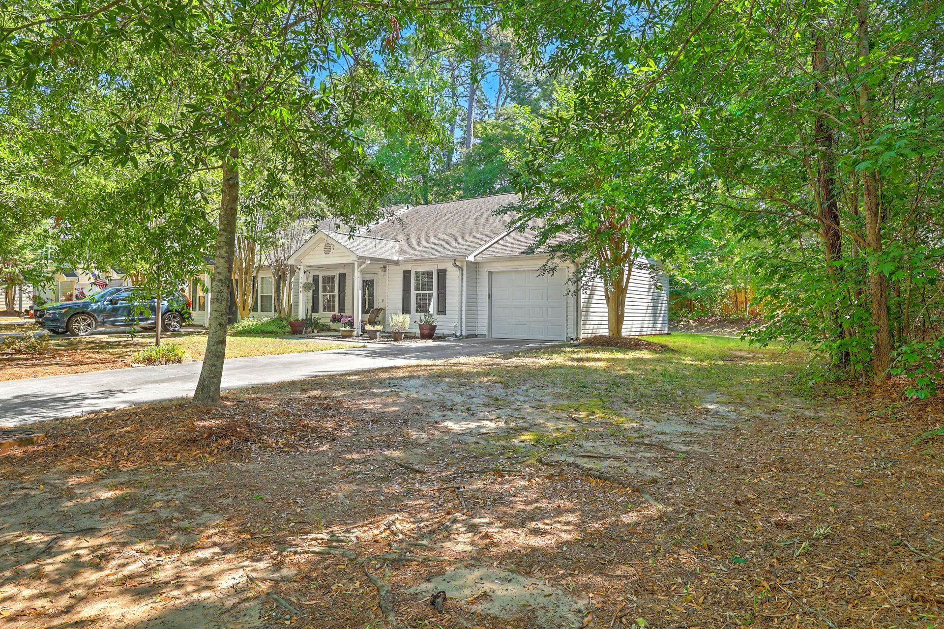 7868 Montview Road Photo 38