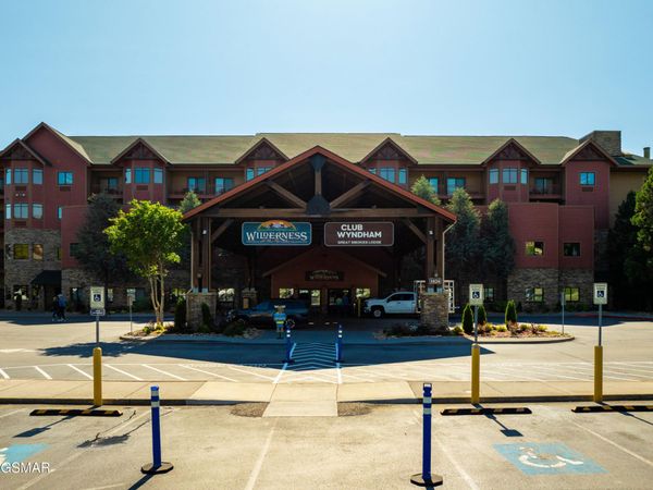 1425 Old Knoxville Highway, Sevierville, TN 37876