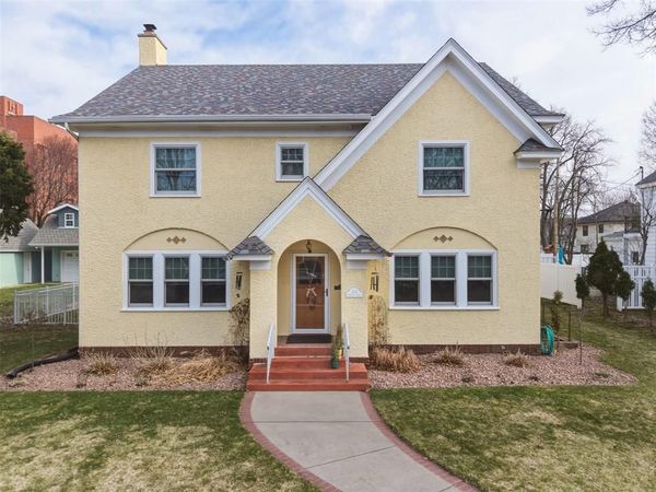 212 Mckinley Avenue, Eau Claire, WI 54701