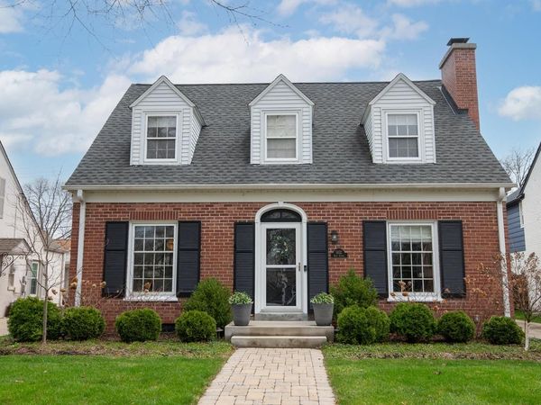 5832 N Kent AVENUE, Whitefish Bay, WI 53217