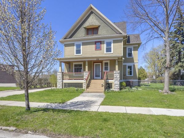 143 E MERRILL AVENUE, Fond Du Lac, WI 54935