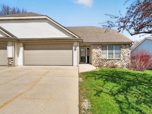 1912 Cedar STREET, Grafton, WI 53024