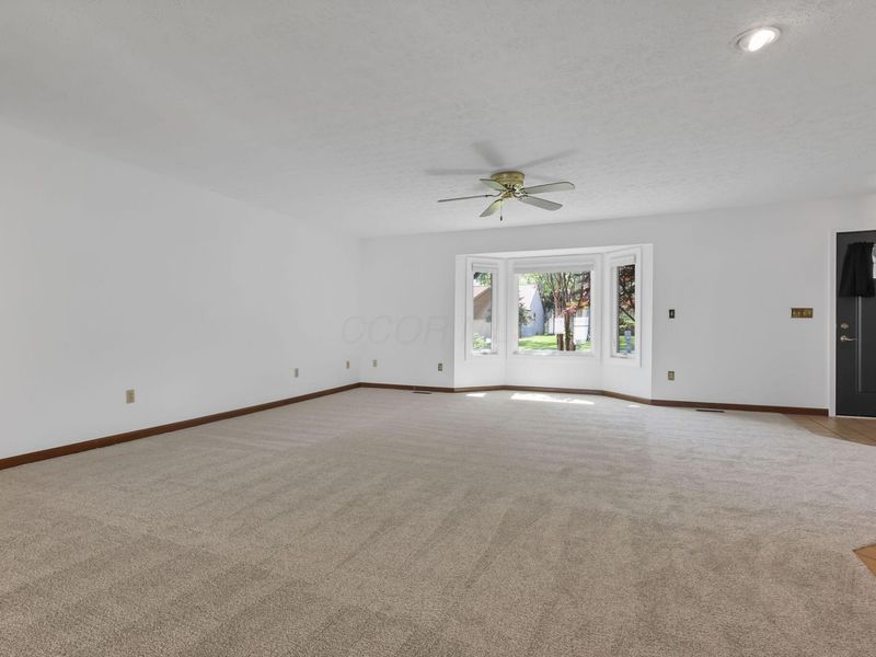 2536 Youngs Grove Road , Columbus, OH 43231 Photo 11