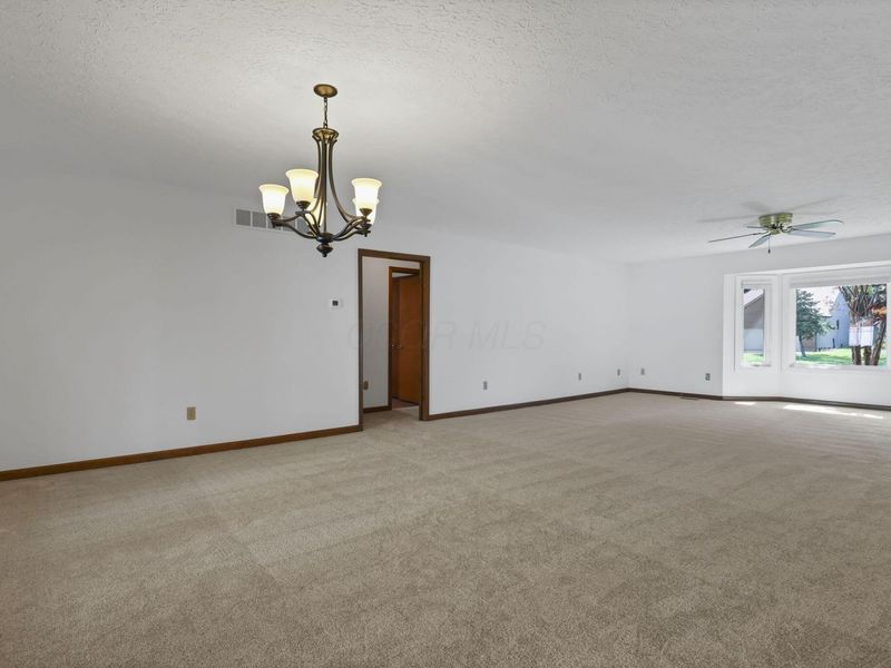 2536 Youngs Grove Road , Columbus, OH 43231 Photo 16