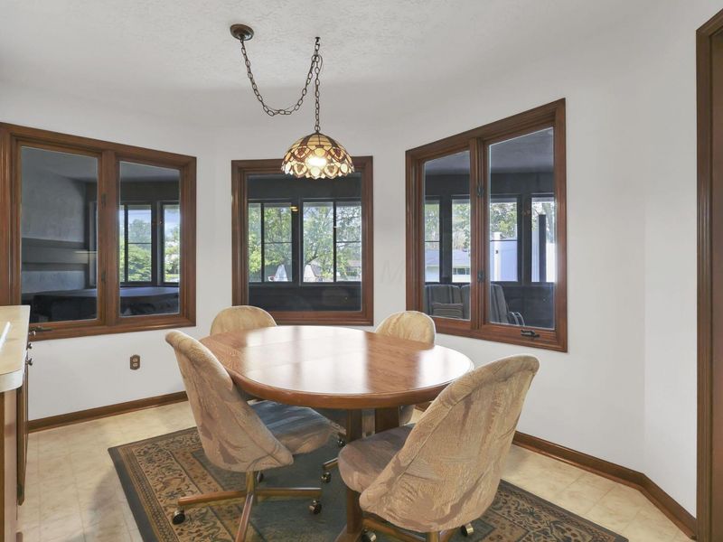 2536 Youngs Grove Road , Columbus, OH 43231 Photo 17