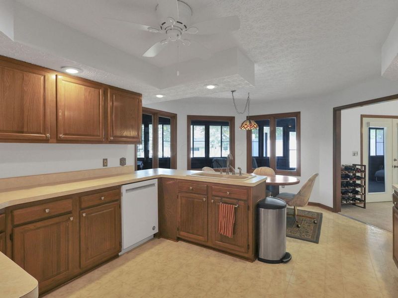 2536 Youngs Grove Road , Columbus, OH 43231 Photo 19