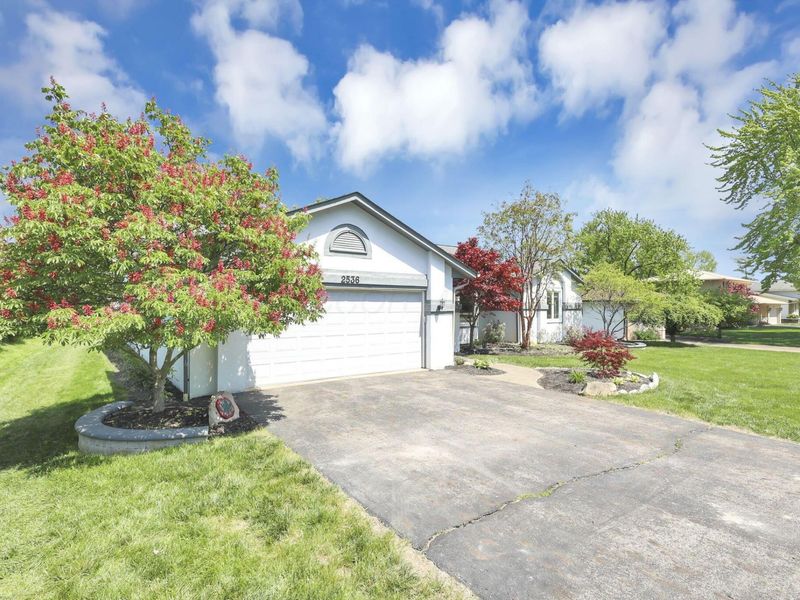 2536 Youngs Grove Road , Columbus, OH 43231 Photo 2