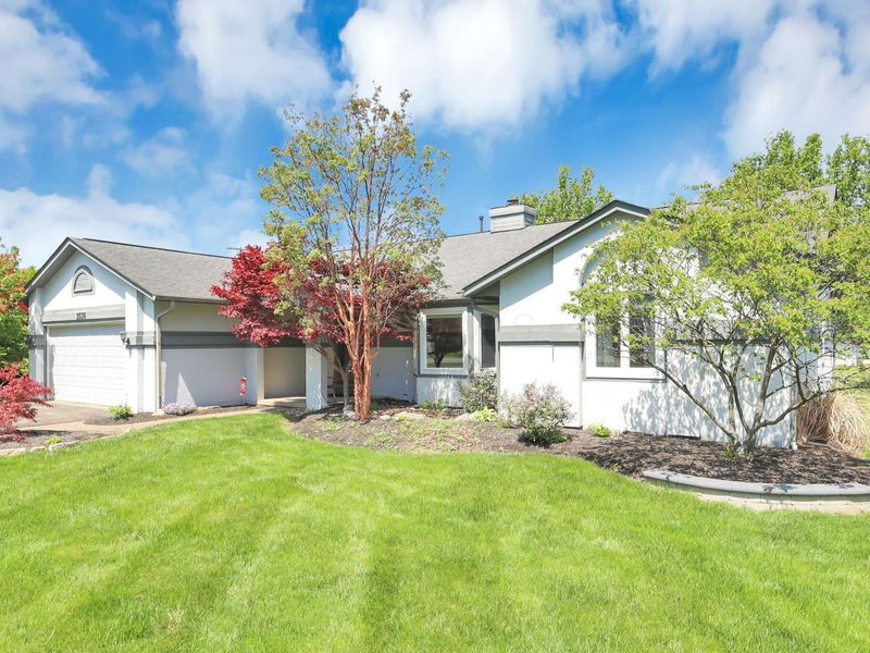 2536 Youngs Grove Road , Columbus, OH 43231 Photo 3