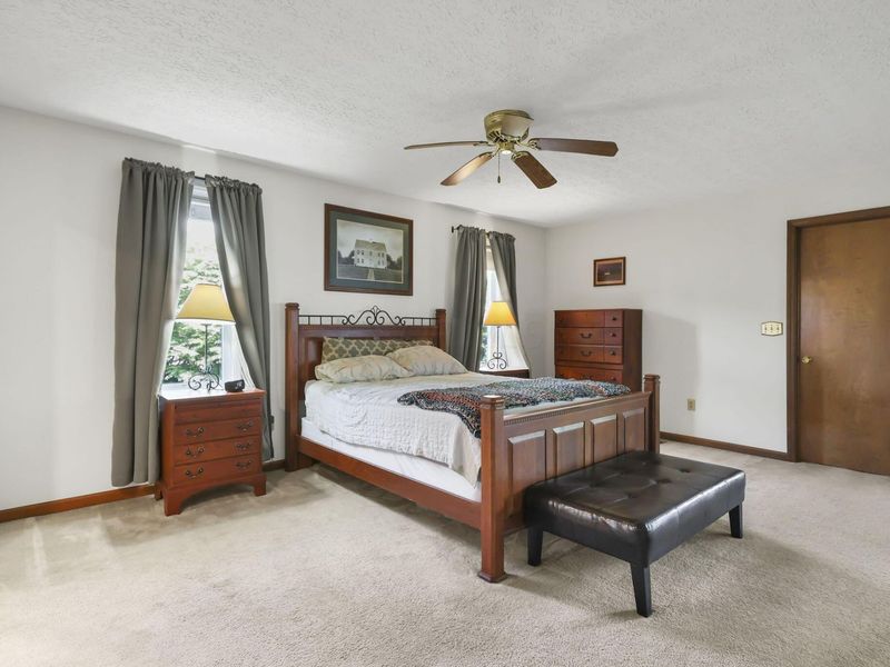 2536 Youngs Grove Road , Columbus, OH 43231 Photo 30