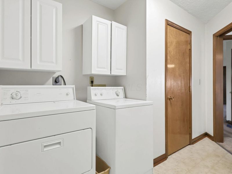 2536 Youngs Grove Road , Columbus, OH 43231 Photo 38