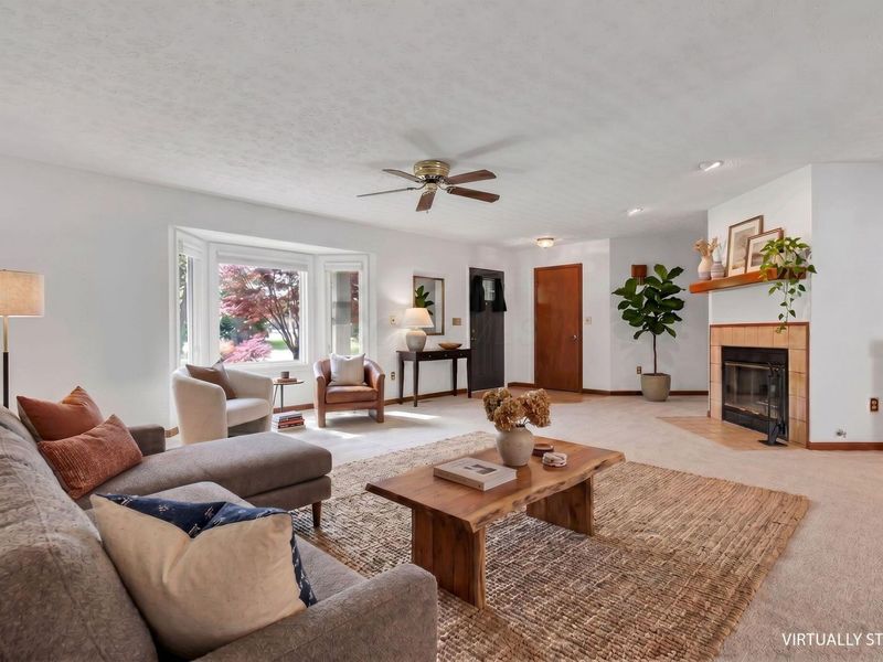 2536 Youngs Grove Road , Columbus, OH 43231 Photo 9