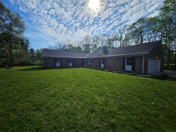 1270 Carriage Road , Powell, OH 43065