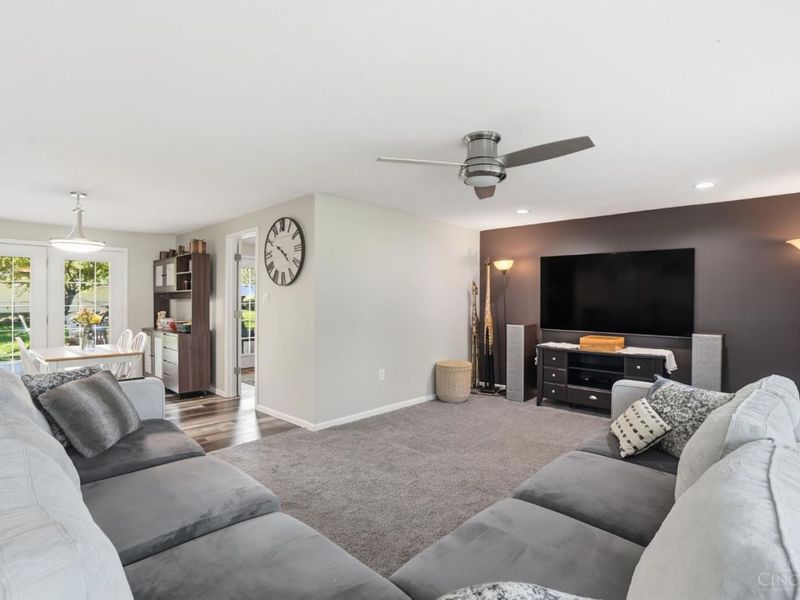 9226 Stephanie Street, Centerville, OH 45458 Photo 7