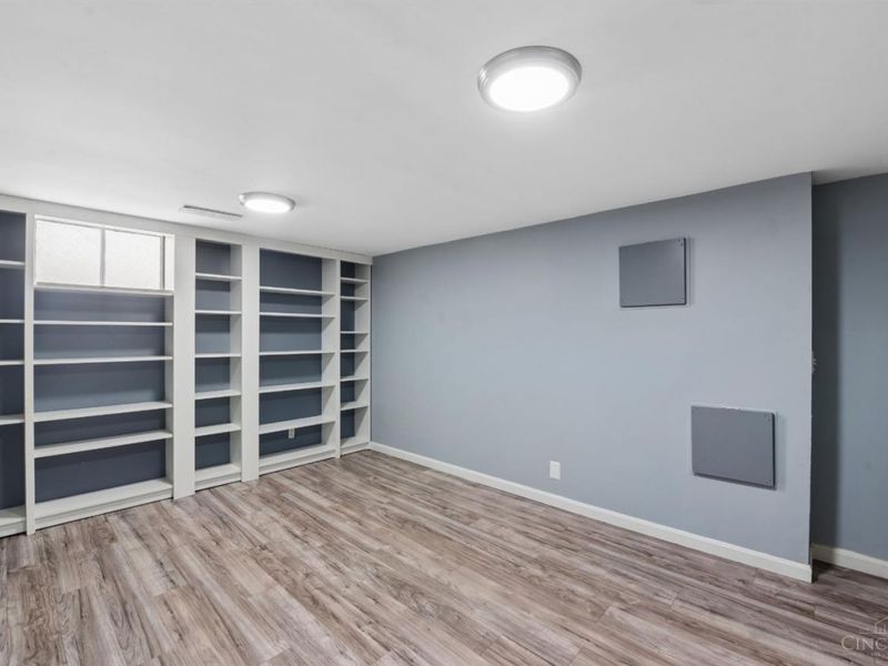 627 Roebling Road, Cincinnati, OH 45238 Photo 24