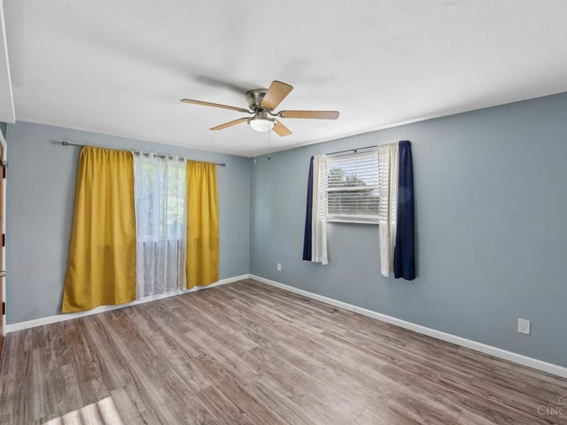 627 Roebling Road, Cincinnati, OH 45238 Photo 5