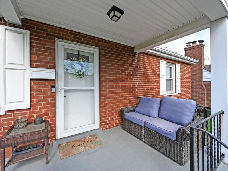 193 West Crest Drive, Reading, OH 45215 Photo 2