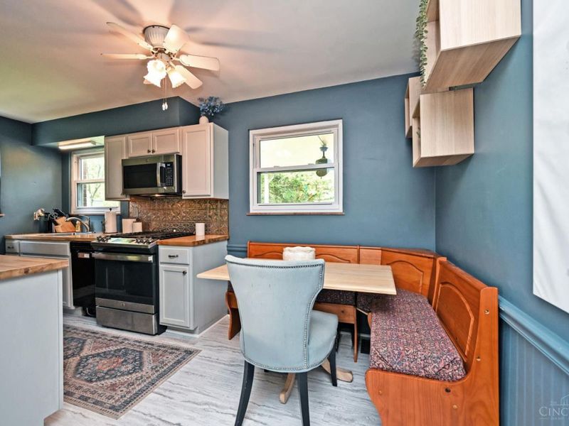 193 West Crest Drive, Reading, OH 45215 Photo 7