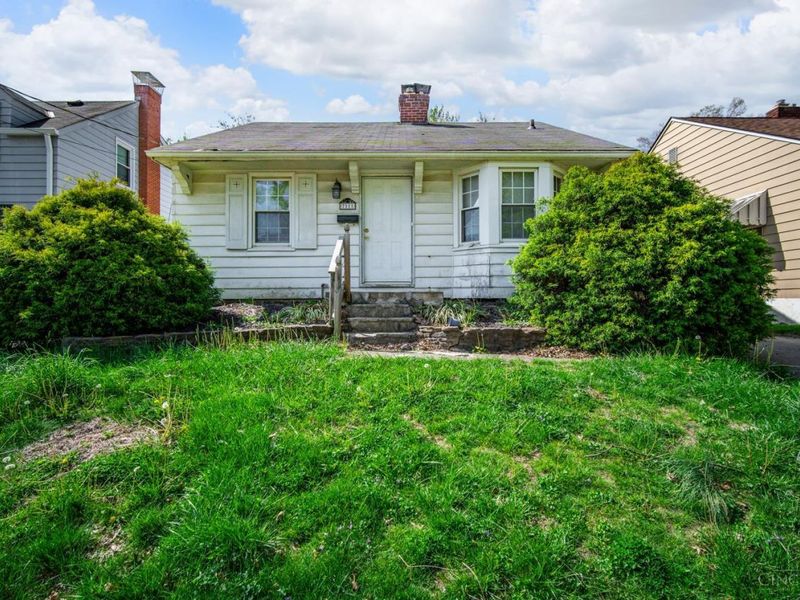 7111 Carnation Avenue, Deer Park, OH 45236 Photo 3