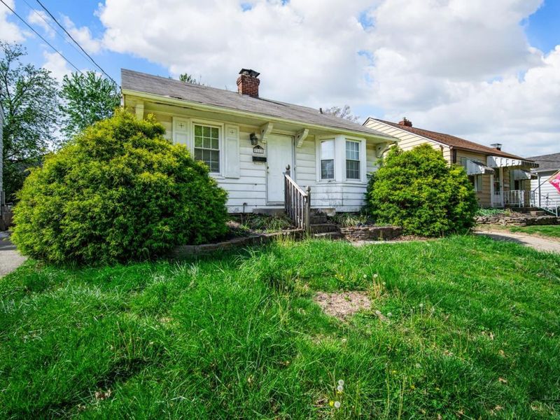 7111 Carnation Avenue, Deer Park, OH 45236 Photo 4