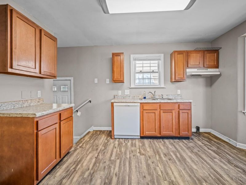 7111 Carnation Avenue, Deer Park, OH 45236 Photo 5