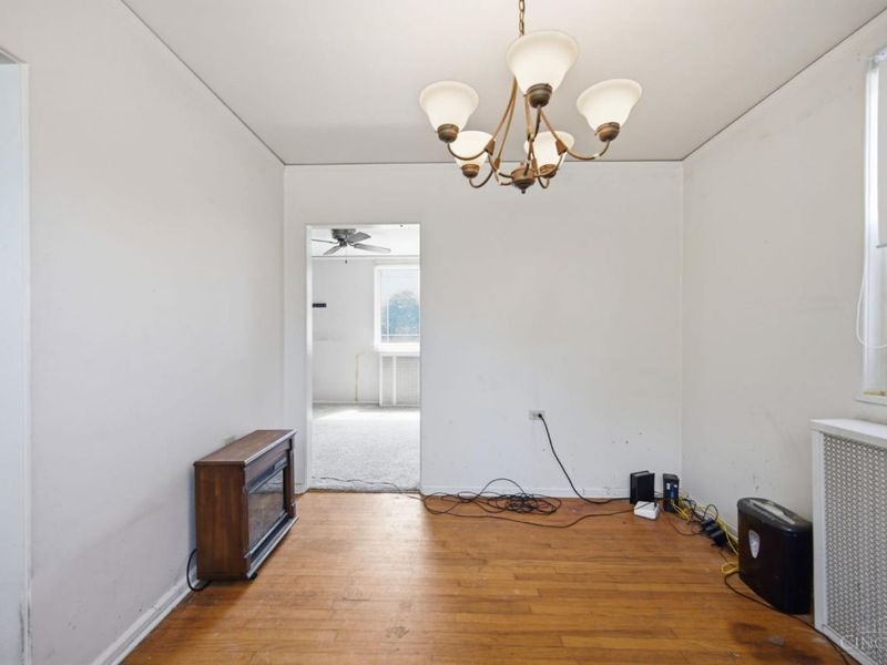 17 Andover Road, Greenhills, OH 45218 Photo 10