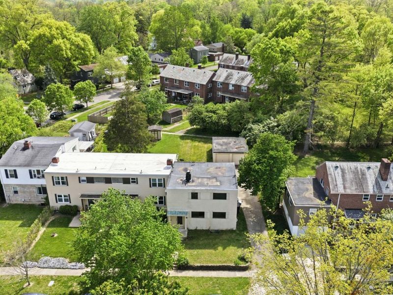 17 Andover Road, Greenhills, OH 45218 Photo 2