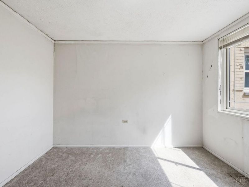 17 Andover Road, Greenhills, OH 45218 Photo 27