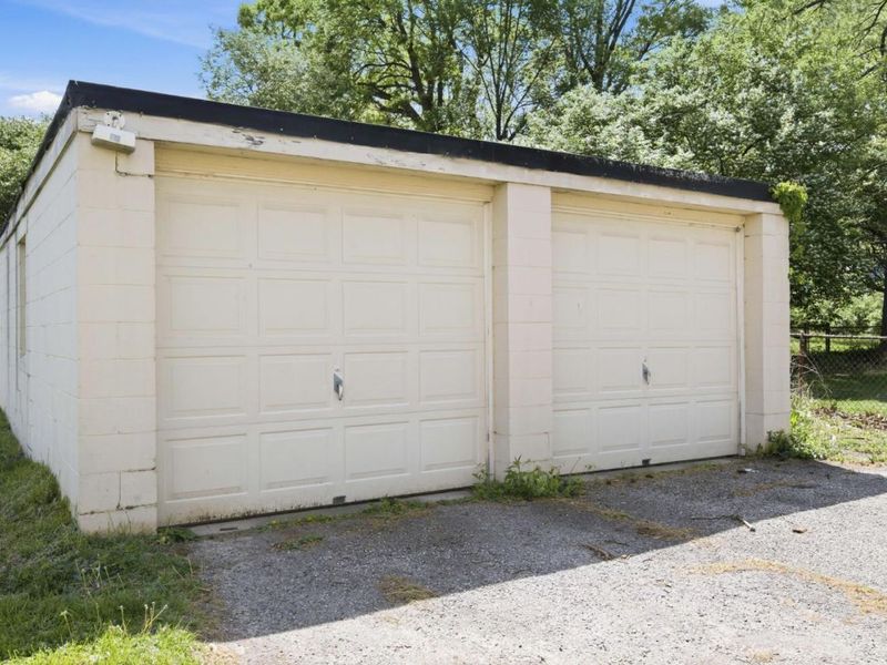 17 Andover Road, Greenhills, OH 45218 Photo 32