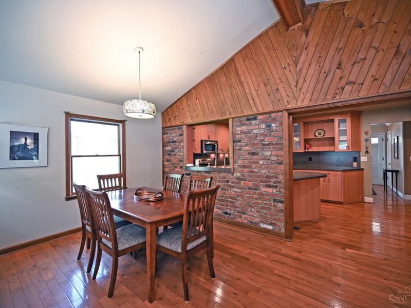 1495 Blueorchard Drive, Anderson Twp, OH 45230 Photo 18