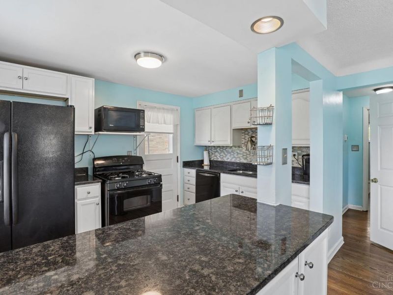 3266 Floridale Lane, Green Township, OH 45239 Photo 11