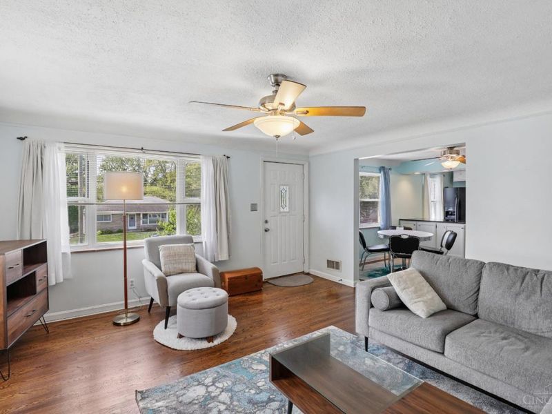 3266 Floridale Lane, Green Township, OH 45239 Photo 5