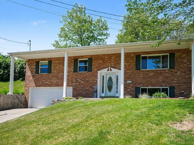 3694 Oakmeadow Lane, Colerain Township, OH 45247 Photo 2