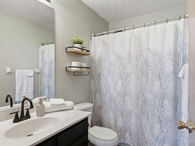 358 Stone Ridge Lane, Monroe, OH 45044 Photo 17