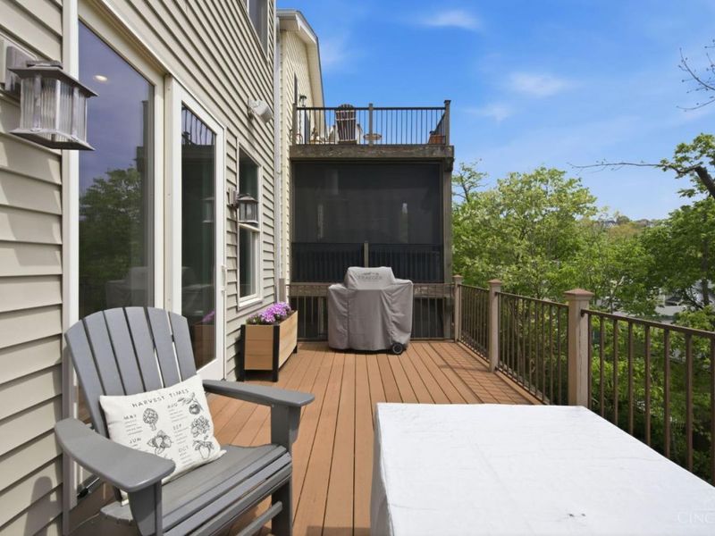 452 Strafer Street, Cincinnati, OH 45226 Photo 16