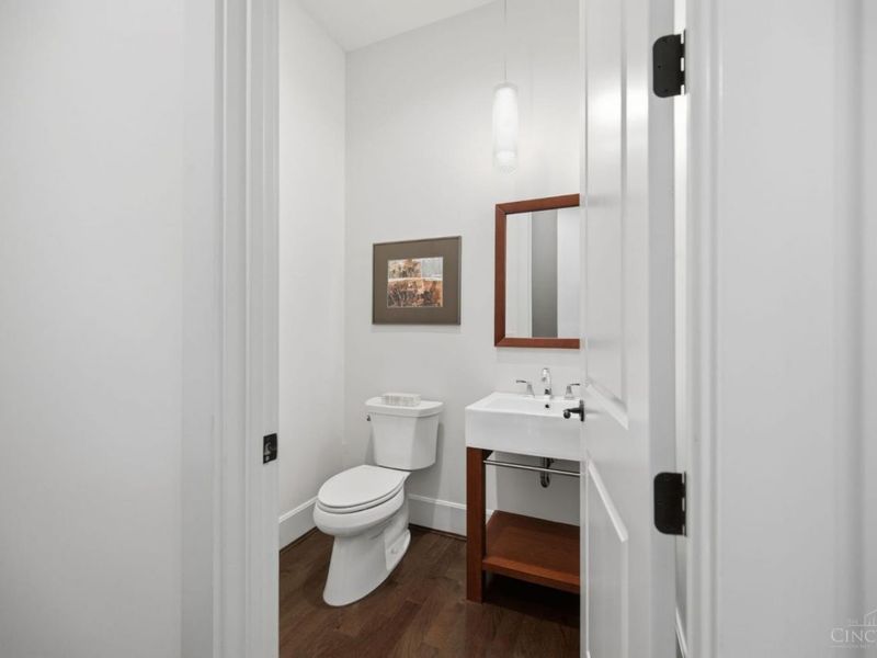 452 Strafer Street, Cincinnati, OH 45226 Photo 18