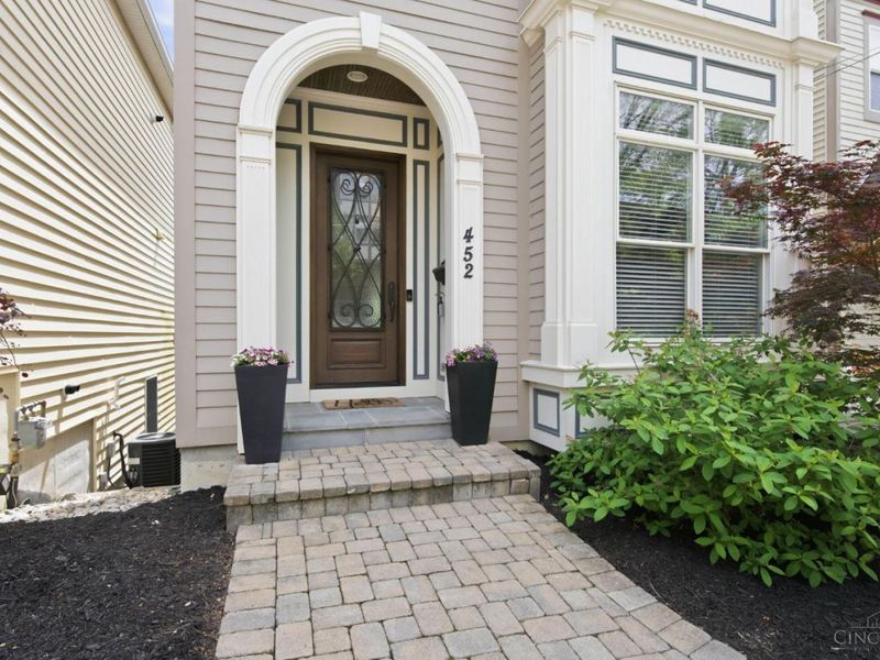 452 Strafer Street, Cincinnati, OH 45226 Photo 2