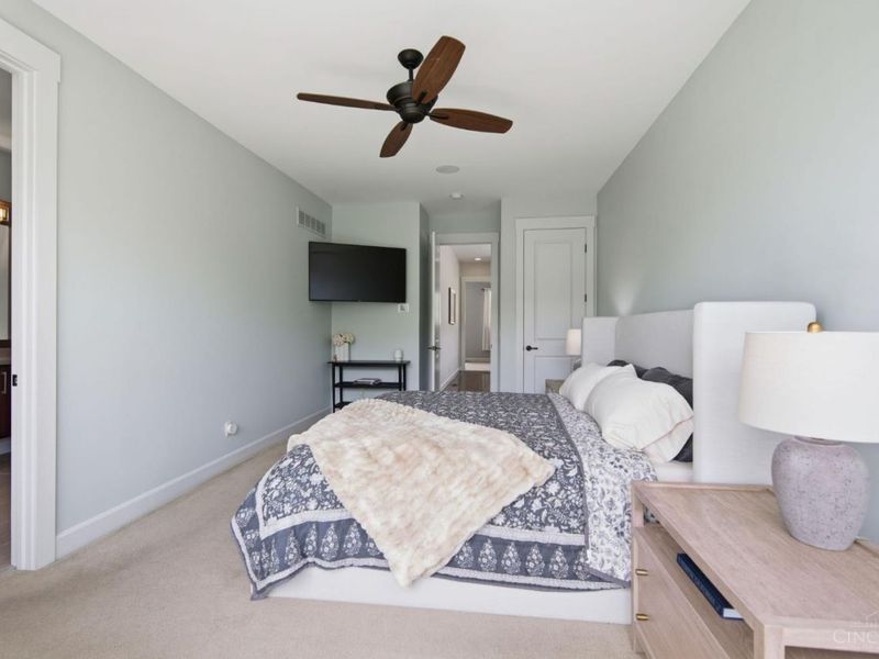 452 Strafer Street, Cincinnati, OH 45226 Photo 24