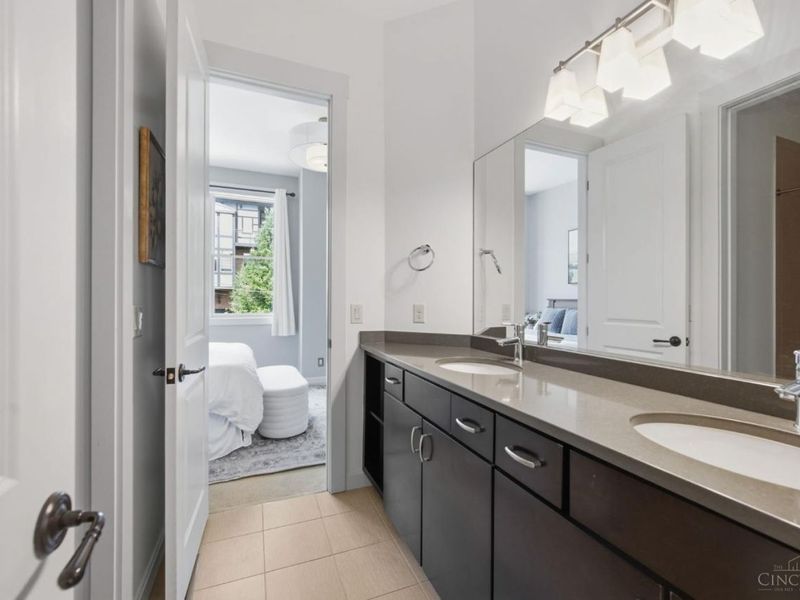 452 Strafer Street, Cincinnati, OH 45226 Photo 33