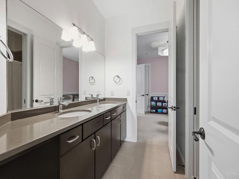 452 Strafer Street, Cincinnati, OH 45226 Photo 34