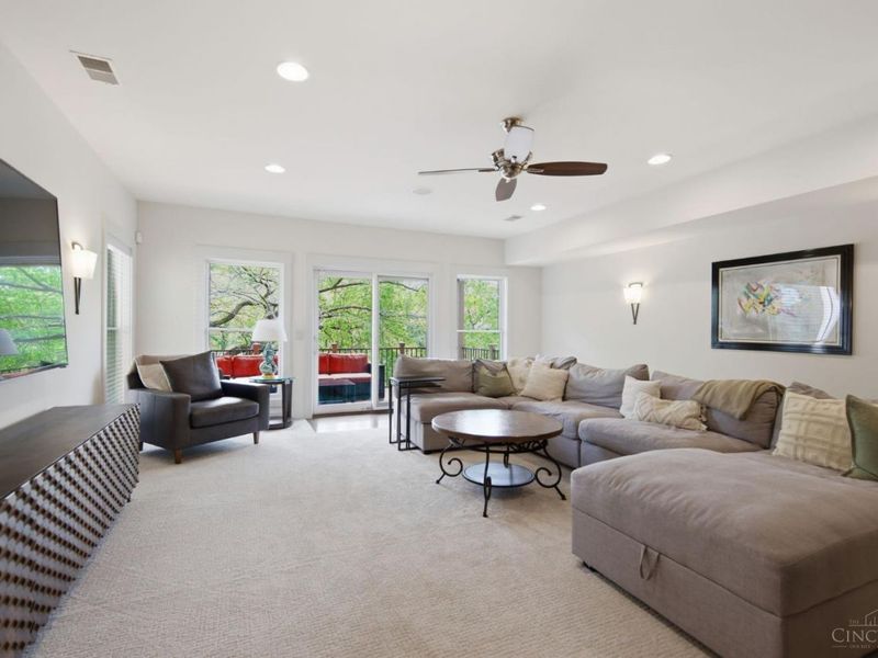 452 Strafer Street, Cincinnati, OH 45226 Photo 42