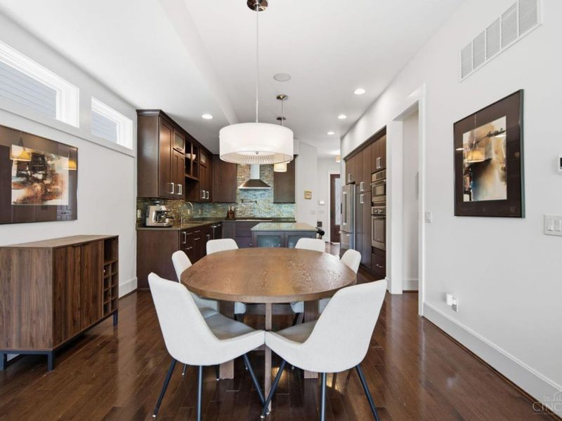 452 Strafer Street, Cincinnati, OH 45226 Photo 7