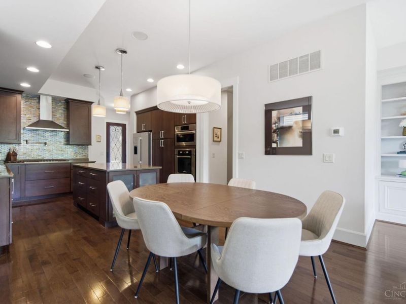 452 Strafer Street, Cincinnati, OH 45226 Photo 9