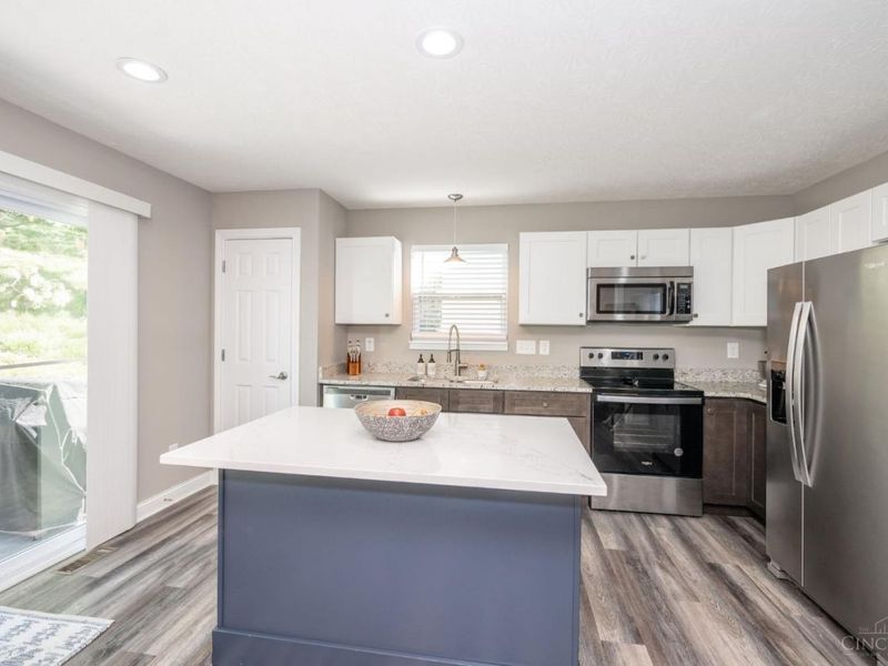 4216 Badgeley Circle, Cincinnati, OH 45223 Photo 13