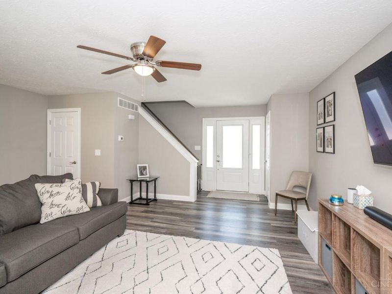 4216 Badgeley Circle, Cincinnati, OH 45223 Photo 7