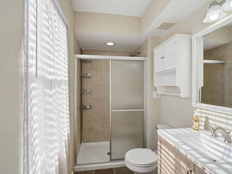 6095 Hedge Lane, Fairfield Twp, OH 45011 Photo 16