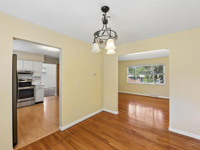 10660 Bridlepath Lane, Sharonville, OH 45241 Photo 13