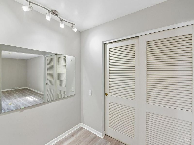 10660 Bridlepath Lane, Sharonville, OH 45241 Photo 34